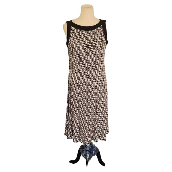 Studio Dresses & Skirts - Studio sleeveless dress size: 8